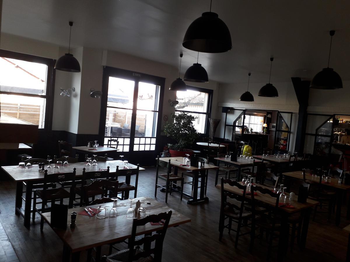 Loberge Hotel Миос Екстериор снимка